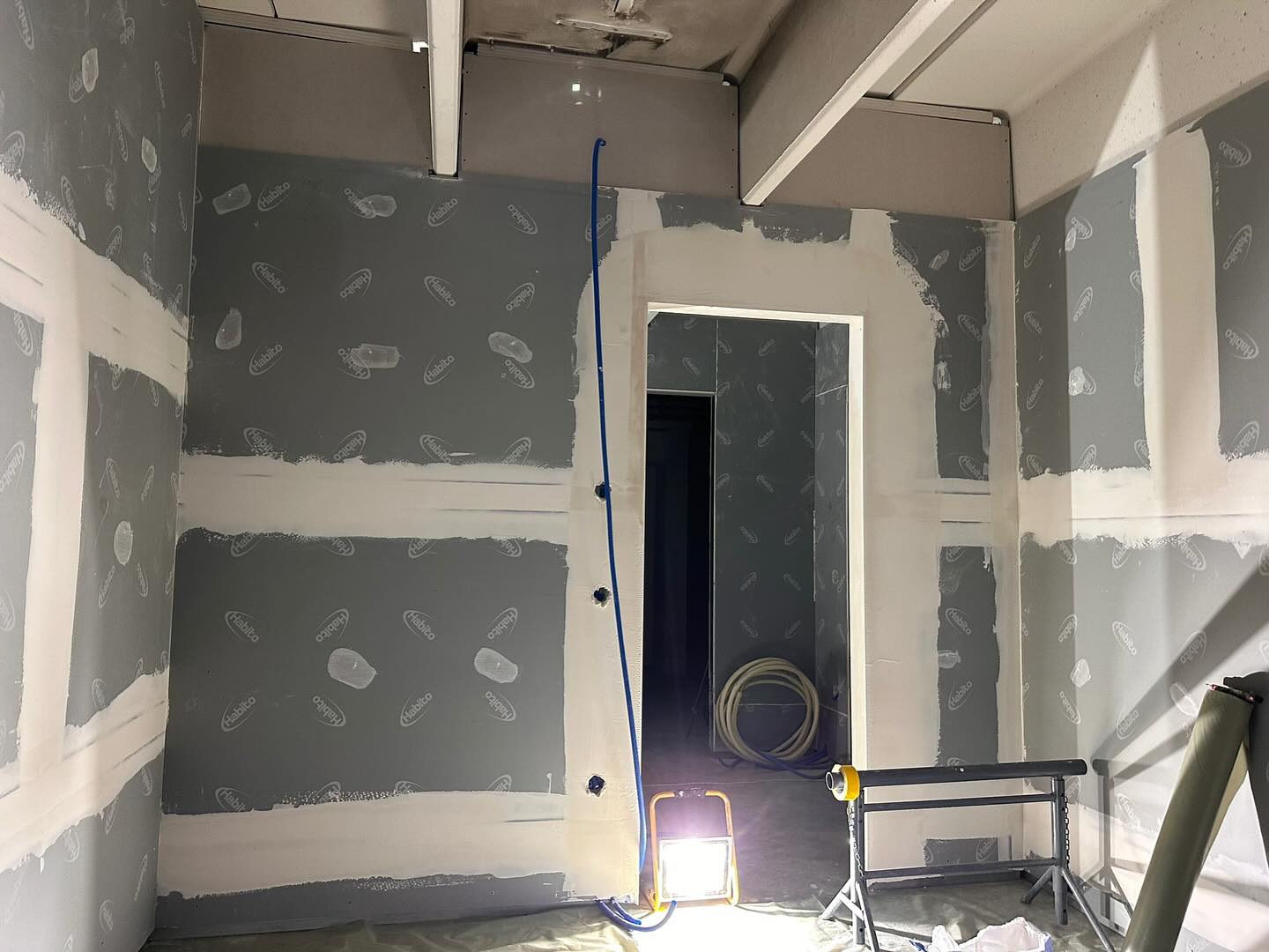 Riquadratura passaggi porte